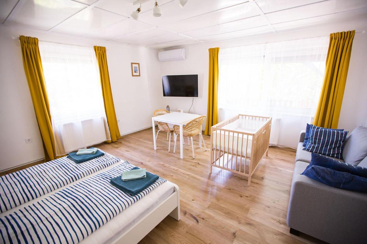 Alsooers Pagony Apartment Bagian luar foto